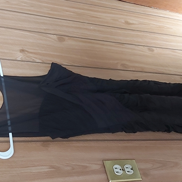 Dress - Picture 4 of 4